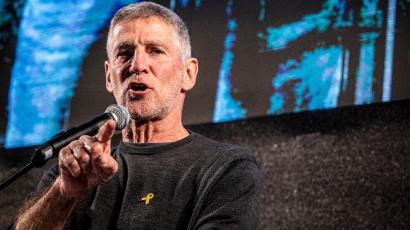 Yair Golan bei einer Demonstration in Tel Aviv