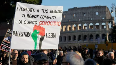 Demonstration für Palästina in Rom vor dem Kolosseum